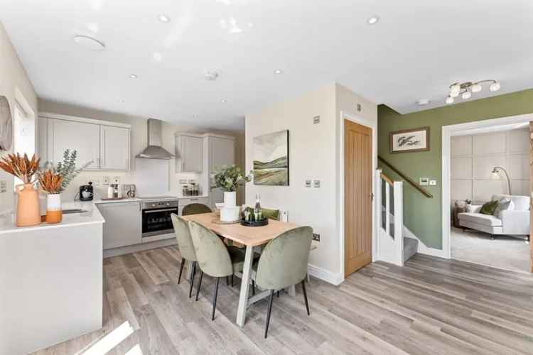 3 Bed Family Home in Frome Keyford on The Green