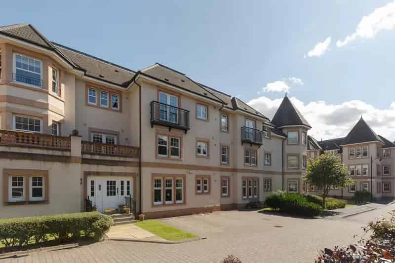 2 Bedroom Apartment for Sale in Exclusive Cala Development