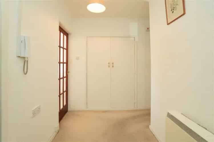 2 Bedroom First Floor Apartment For Sale