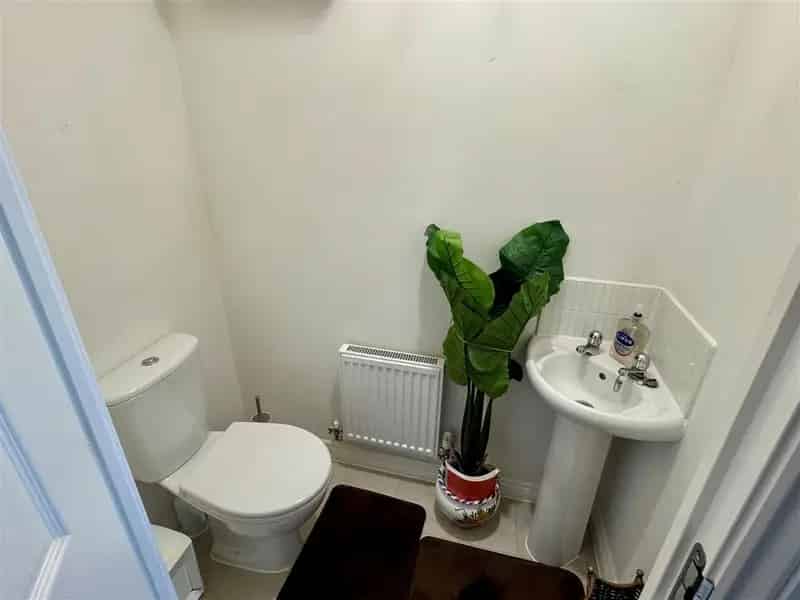 2 Bedroom House to Rent in Newquay