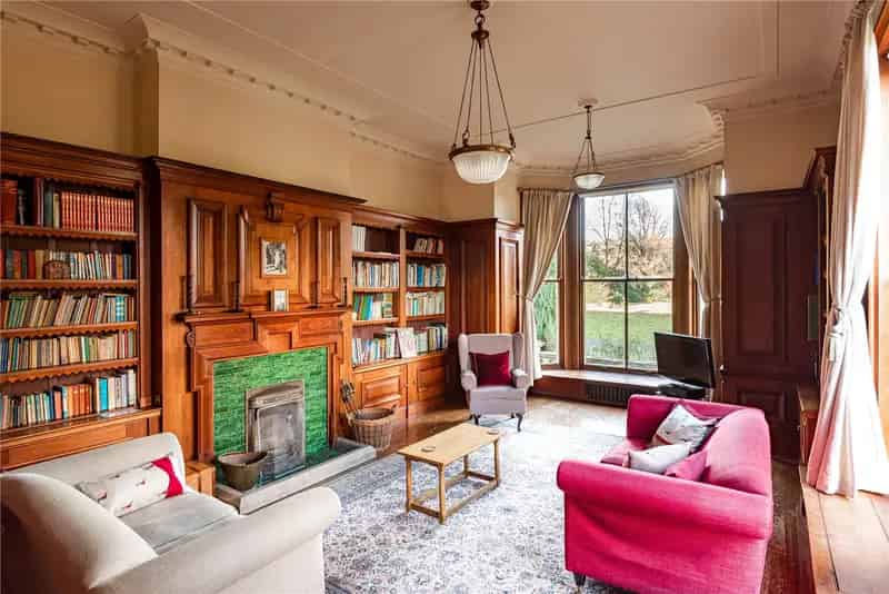 Grade II Listed 20 Bedroom Mansion 7.7 Acres