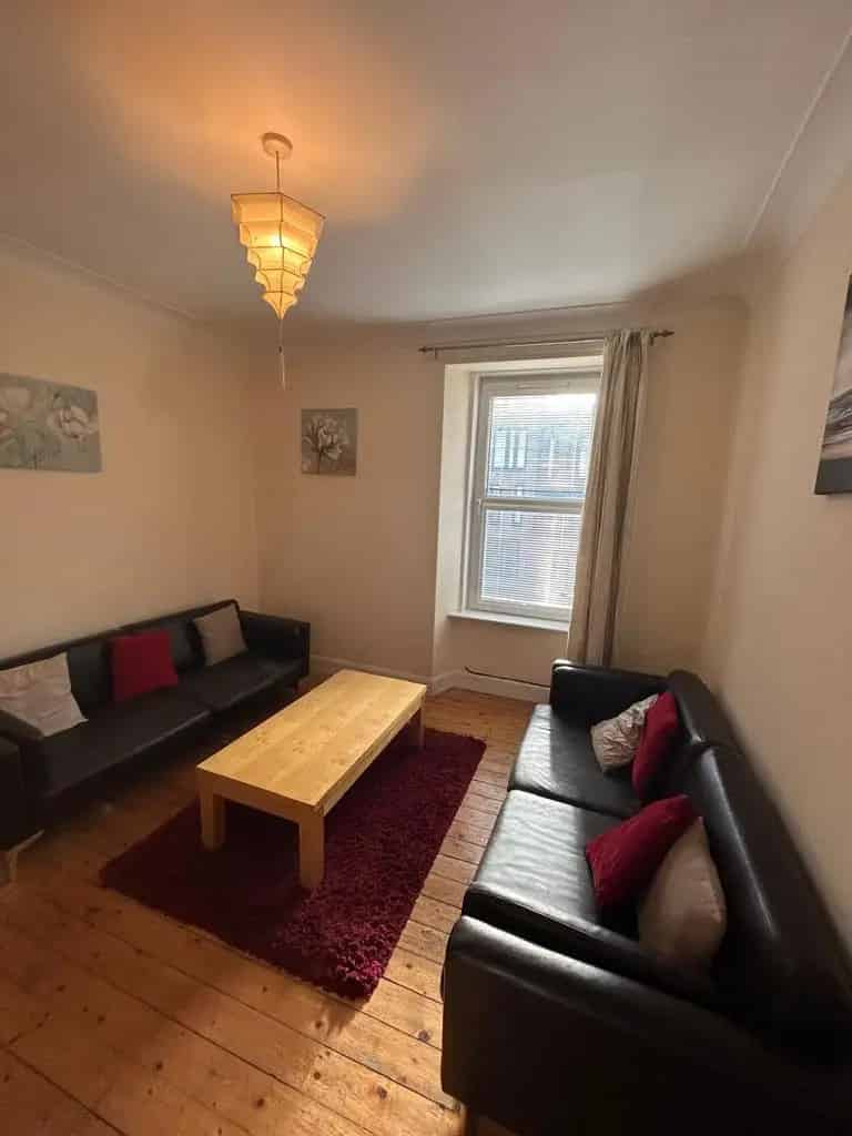 3 Bedroom Flat to Rent