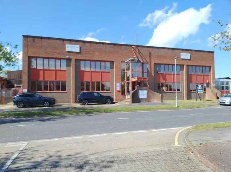 Stevenage Warehouse HQ Office Space Near A1M and Train Station