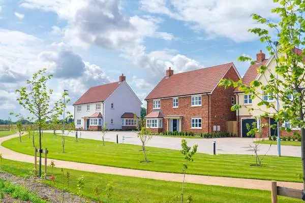 Chesterford Meadows, London Road, Great Chesterford, Essex, CB10 1NY | New homes for sale | Savills