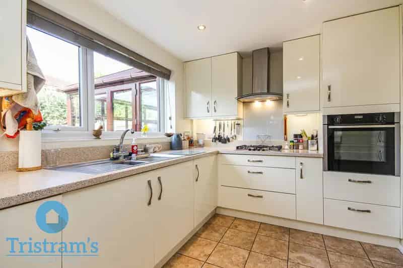4 Bedroom Detached House for Rent