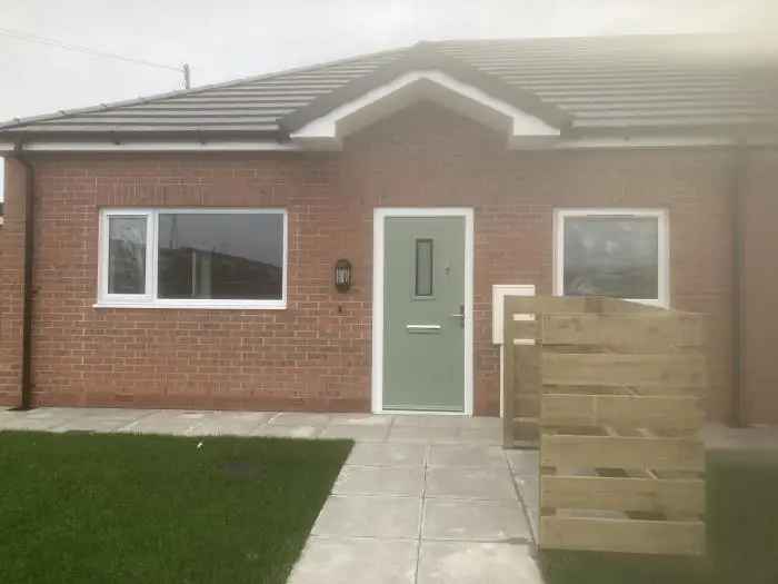 2 Bed Bungalow Beechwood - Rent Upfront