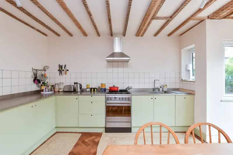 2 Bedroom Detached House For Sale Near Margate Beach