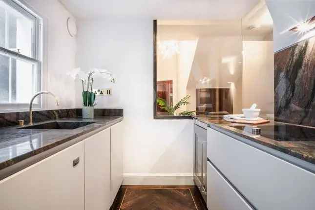 Knightsbridge Apartment 2 bed 2 bath Orangery Terrace Ennismore Gardens