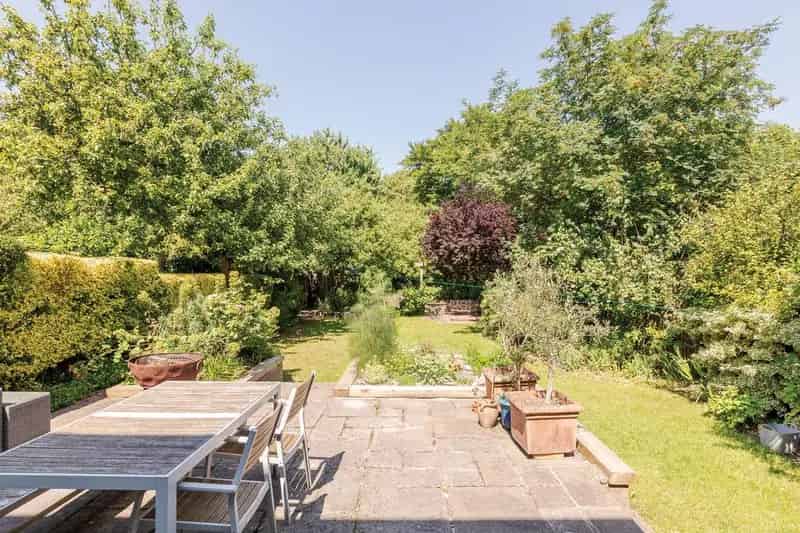 4 Bedroom Semi-Detached House for Sale in Redland