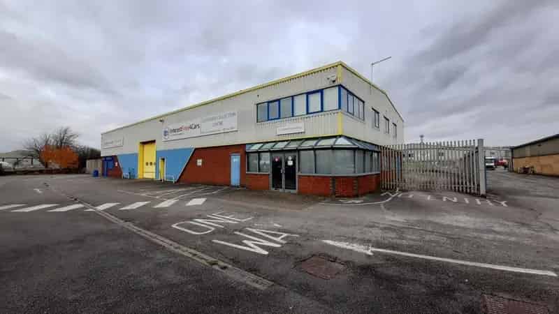 Industrial Workshop with Office Space and Ample Parking