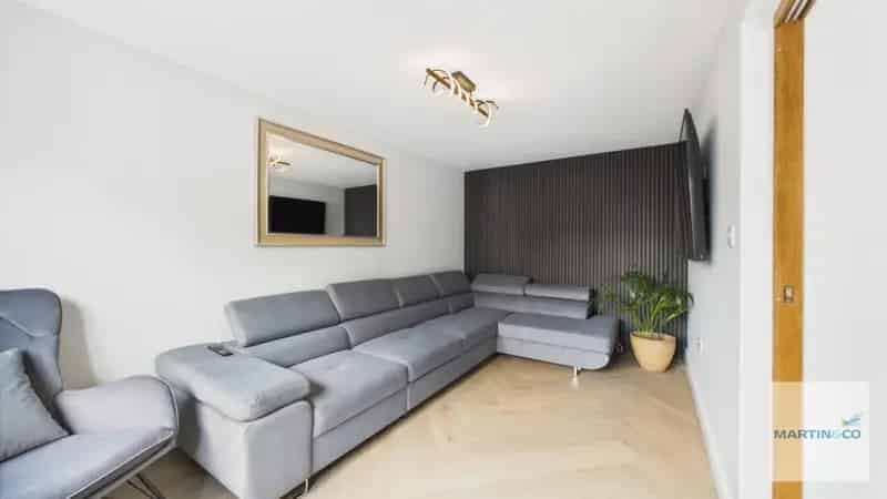 5 Bedroom House To Rent