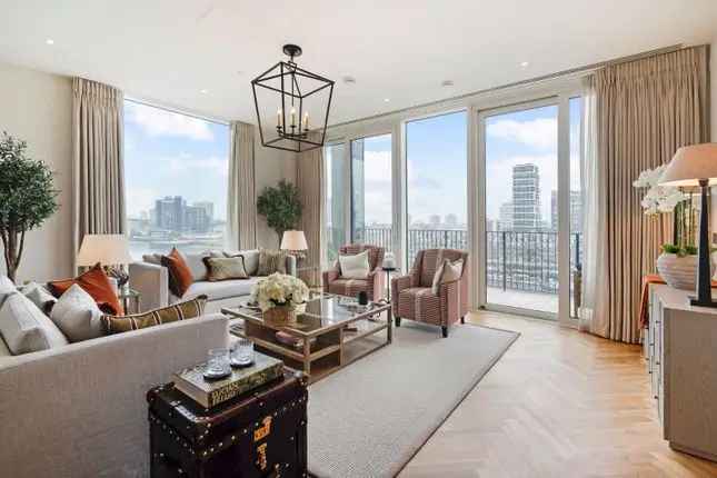 Luxury Riverfront Penthouse Apartment in Fulham SW6