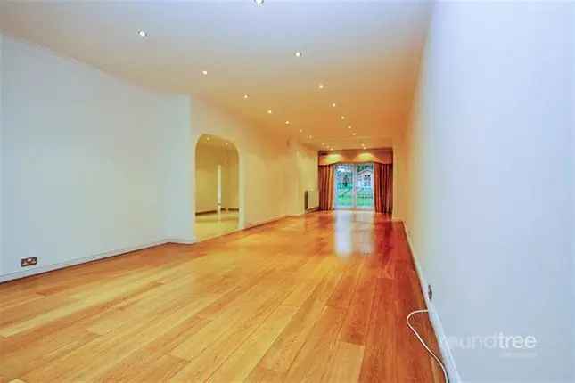 5 Bedroom Semi Detached House for Sale Golders Green NW11