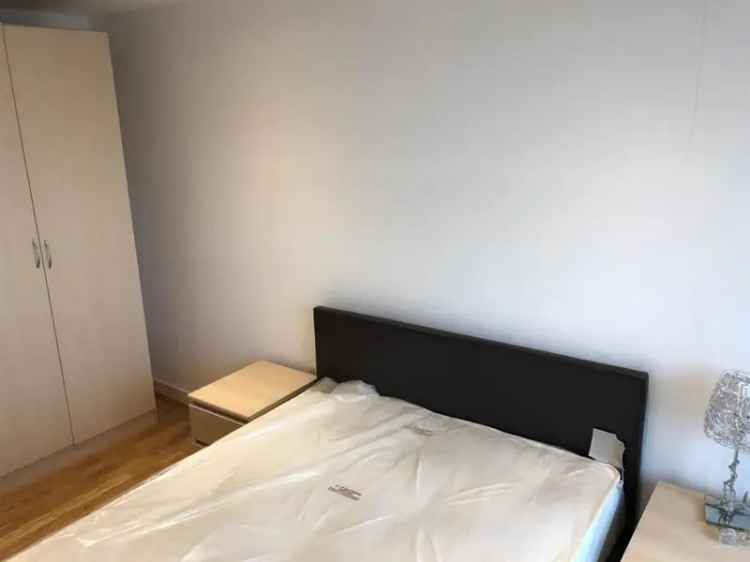 1 Bedroom Flat To Let Leeds Dock Deposit Free Available April 25 2025