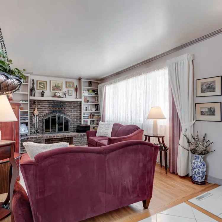 Fabreville Family Home Near Schools and Highway