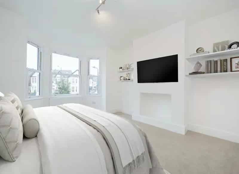 3-Bed Maisonette with Private Garden - Move-In Ready