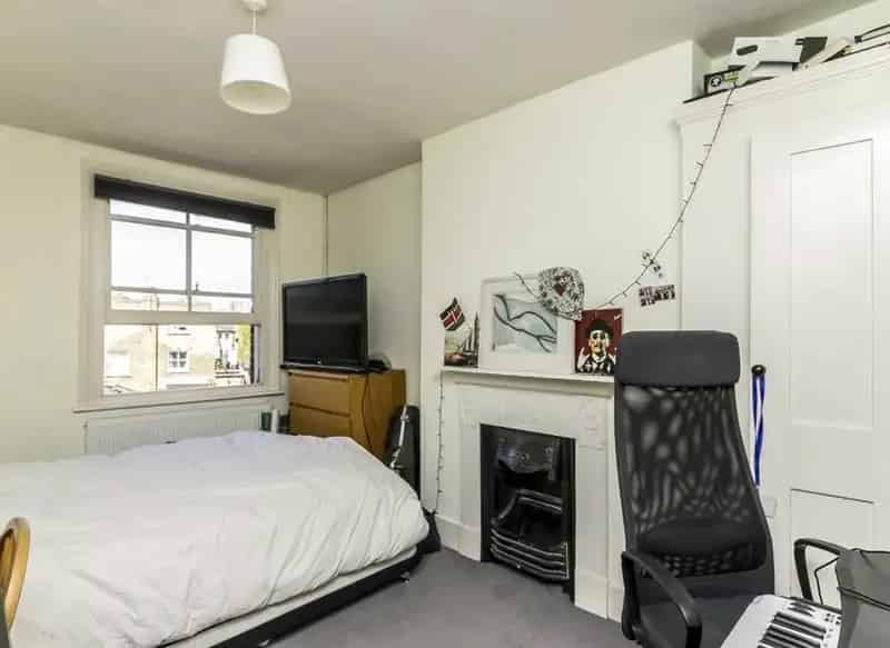 2 Bed Split Level Flat Battersea Rise Near Clapham Junction