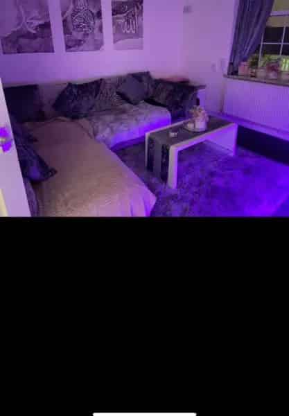 Flat near Ladbroke Grove Station Pet Friendly