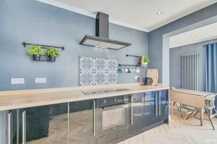 Stunning Mid-Terraced Home in Chaddlewood Avenue