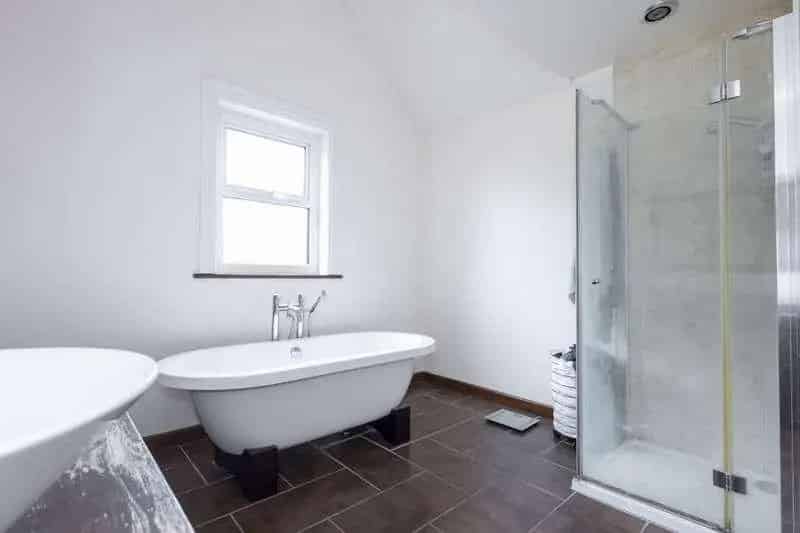 5 Bed Detached House for Sale