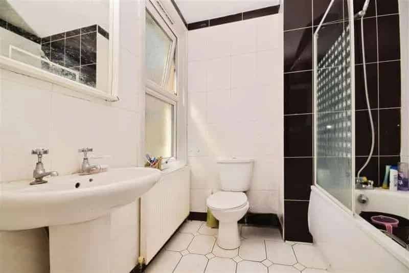 2 Bed House for Sale Near East Croydon Station
