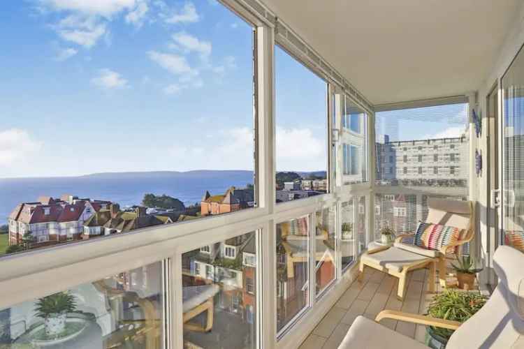 Sea View 2-Bedroom Apartment  Recently Renovated