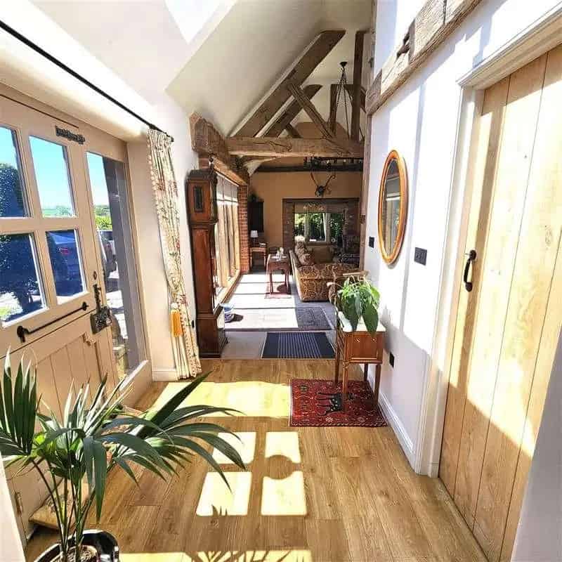 2 Bed Barn Conversion East Markham