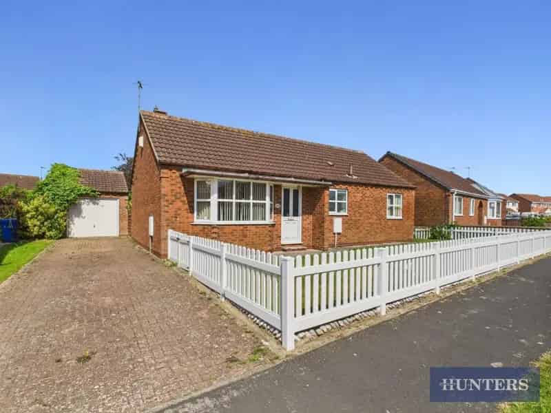 2 Bedroom Bungalow For Sale Filey