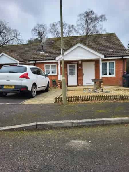 2 Bed Semi Detached End Bungalow Near Town Centre