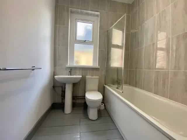 Studio Flat Available Immediately