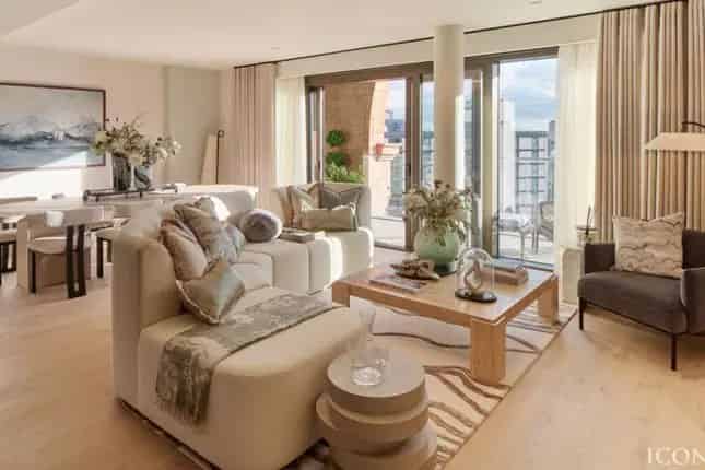Luxury 3-Bed Plus Study Apartment at Chelsea Waterfront
