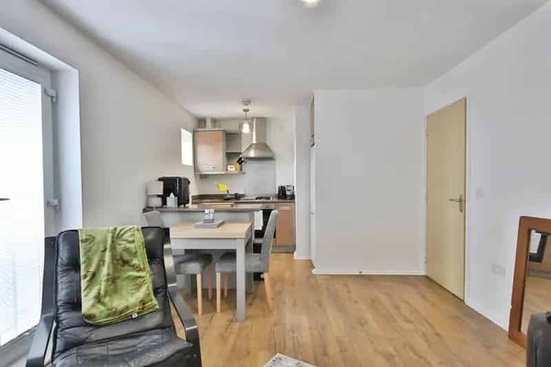 1 Bedroom Apartment for Sale
