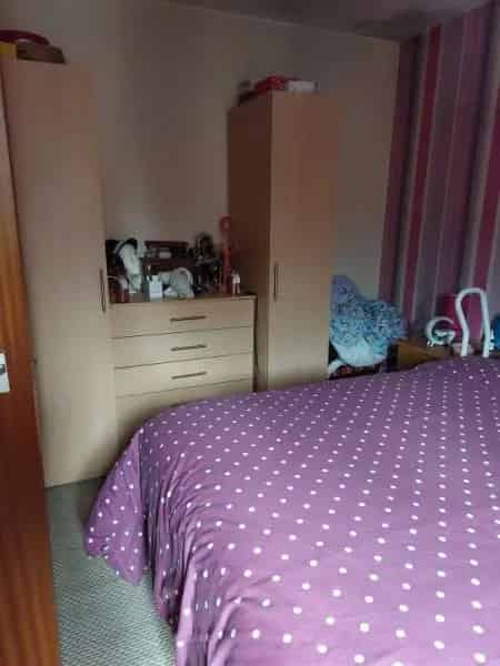 2 Bedroom House Near Greig Street Shops Iv3 Disabled Access