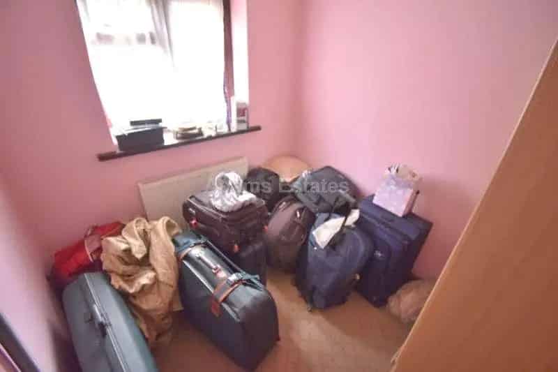 3 Bed Semi-Detached House For Sale