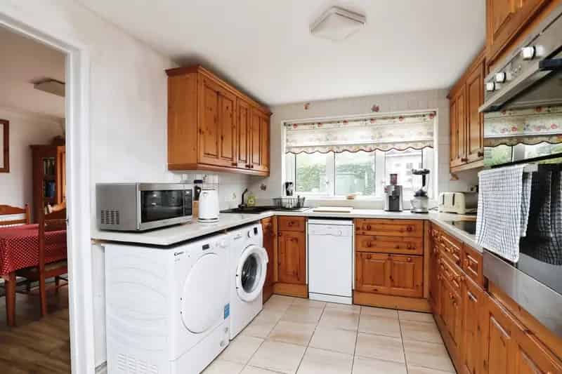 Detached House with Self Contained Annexe Ample Parking and Landscaped Garden