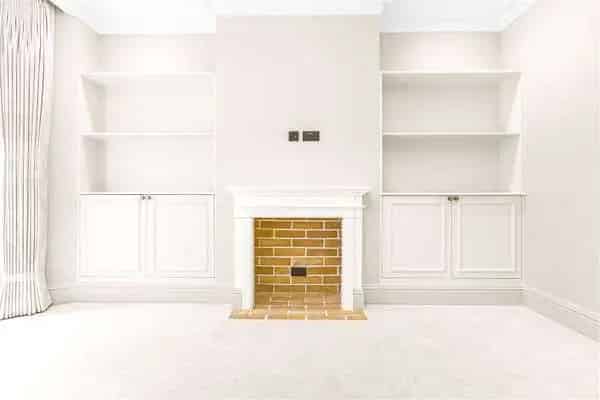 Luxury Townhouses near Amenities and Schools