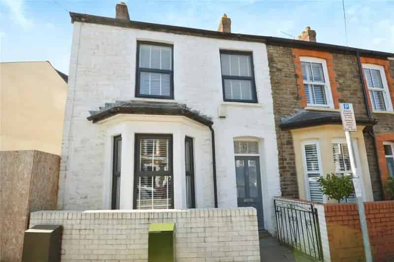 3 Bedroom House for Sale
