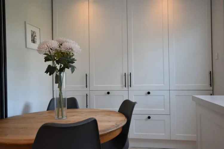 3 Bedroom Mid Terrace House for Sale Middle Littleton Worcestershire
