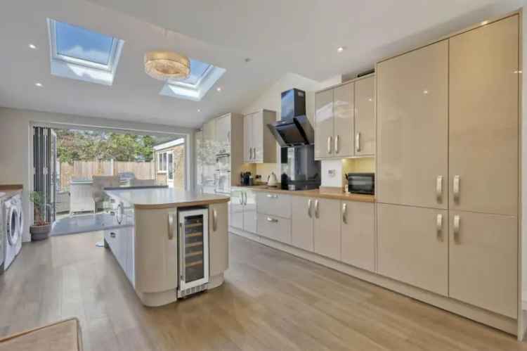 4 Bedroom Detached House for Sale in Ingrave