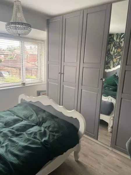 House For Rent in Ellesmere Port, England