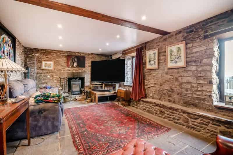 Detached House with Annexe, River Severn Views