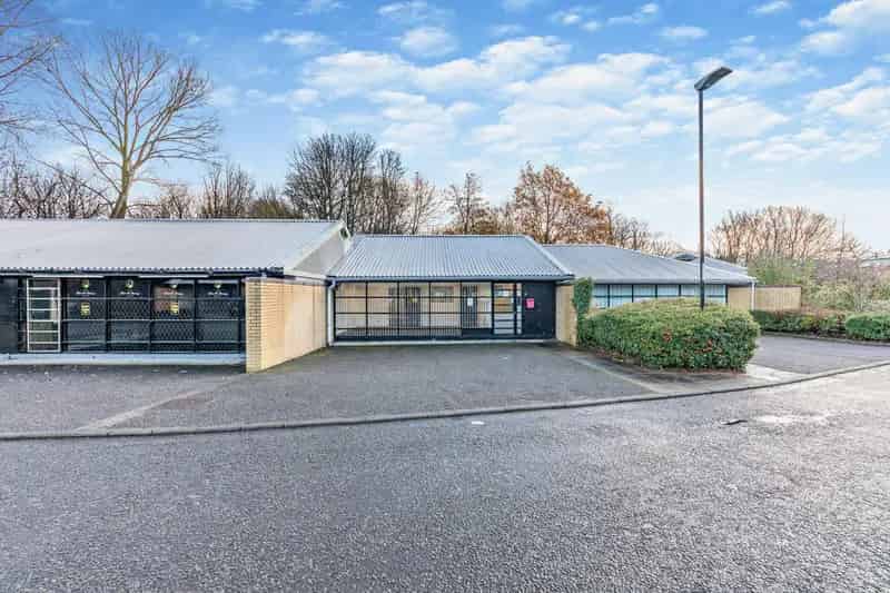 Semi-Detached Units for Office, Light Industrial, or Production Use