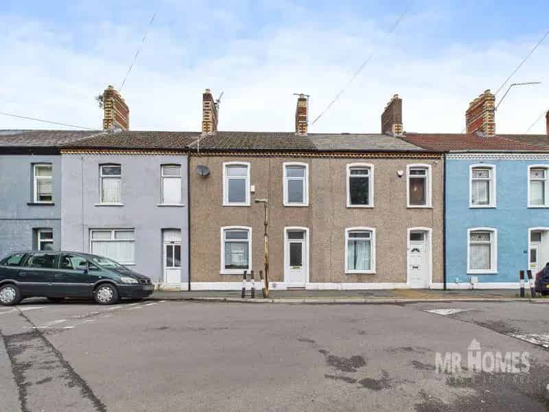4 Bedroom Terraced House for Sale in Cardiff