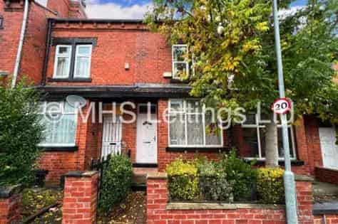 4 Bedroom Student House Near Universities Bills Inclusive