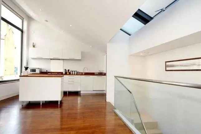 Mews house to rent in Shirland Mews, Maida Hill W9