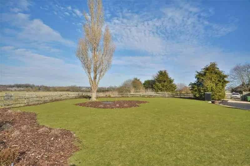 3 Bed Barn Conversion with Rural Views