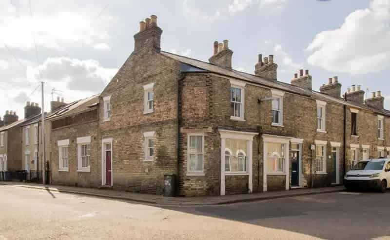 3 Bedroom Victorian House for Sale Near Cambridge City Centre