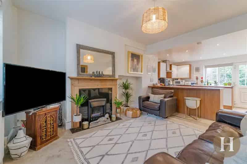 3 Bedroom House to Rent Moor Pool Estate