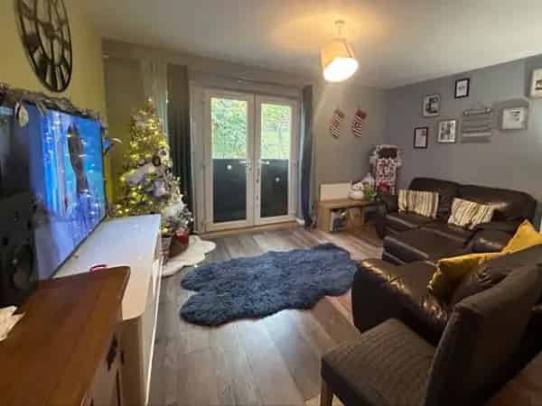 Flat For Rent , England