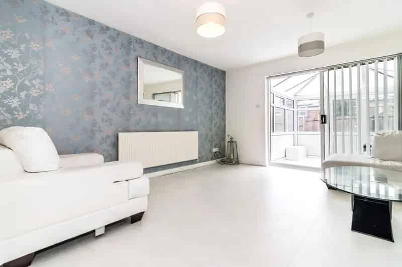 3 Bedroom Semi Detached House to Rent Salford M3